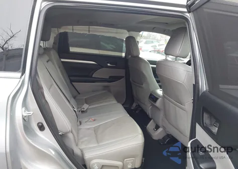 2019 Toyota Highlander Xle from USA, damaged, VIN 5TDJZRFH4KS574449